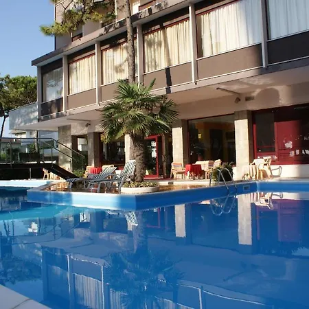 Hotel Corona Hotel