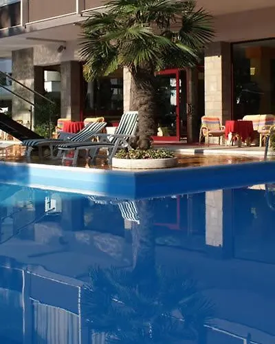 Hotel Corona Ξενοδοχείο