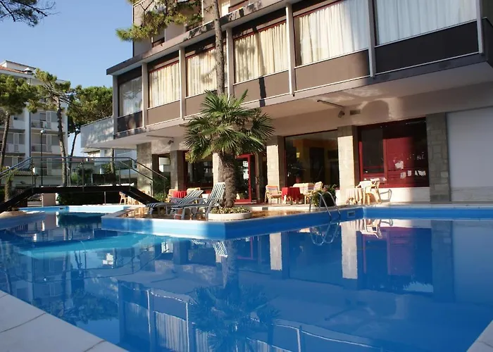 Hotel Corona Ξενοδοχείο