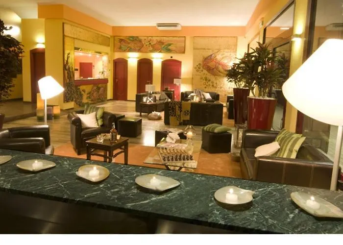 Ξενοδοχείο Hotel Corona