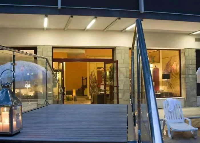 Hotel Corona Μιλάνο Μαριτίμα