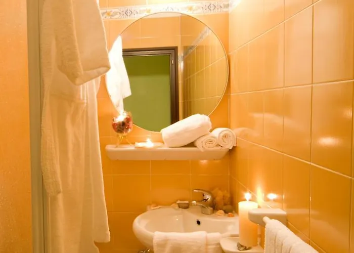 Hotel Corona 3* Μιλάνο Μαριτίμα