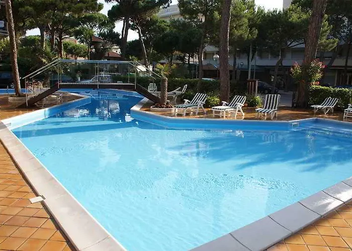 Hotel Corona Ξενοδοχείο
